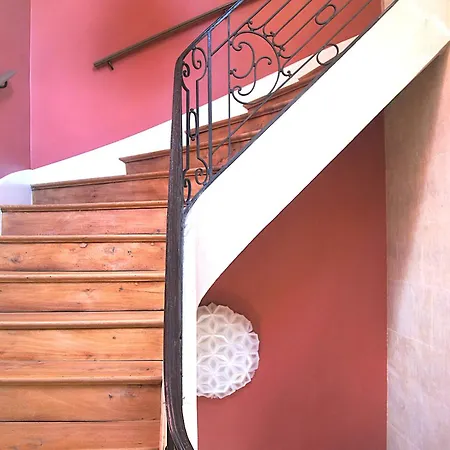 La Demeure Saint Sauveur Bed & Breakfast