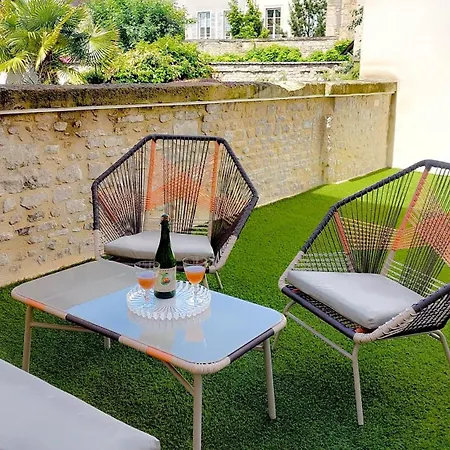 Bed & Breakfast La Demeure Saint Sauveur