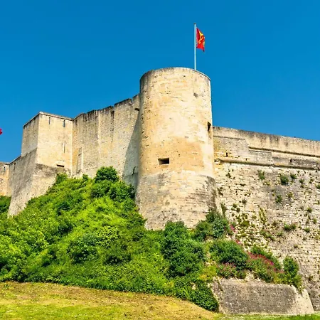 La Demeure Saint Sauveur Bed & Breakfast 3*