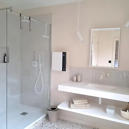 Bed & Breakfast La Demeure Saint Sauveur